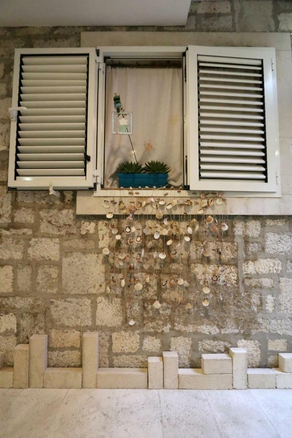 Val & Mar Studio Apartment Zadar Exteriör bild